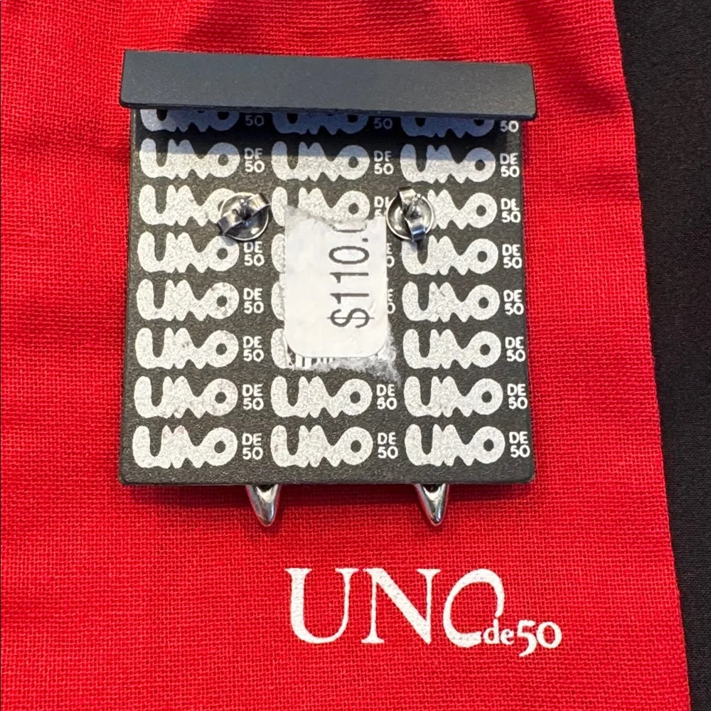 UNO de 50 Silver Triangle Drop Earrings - Picture 3 of 5